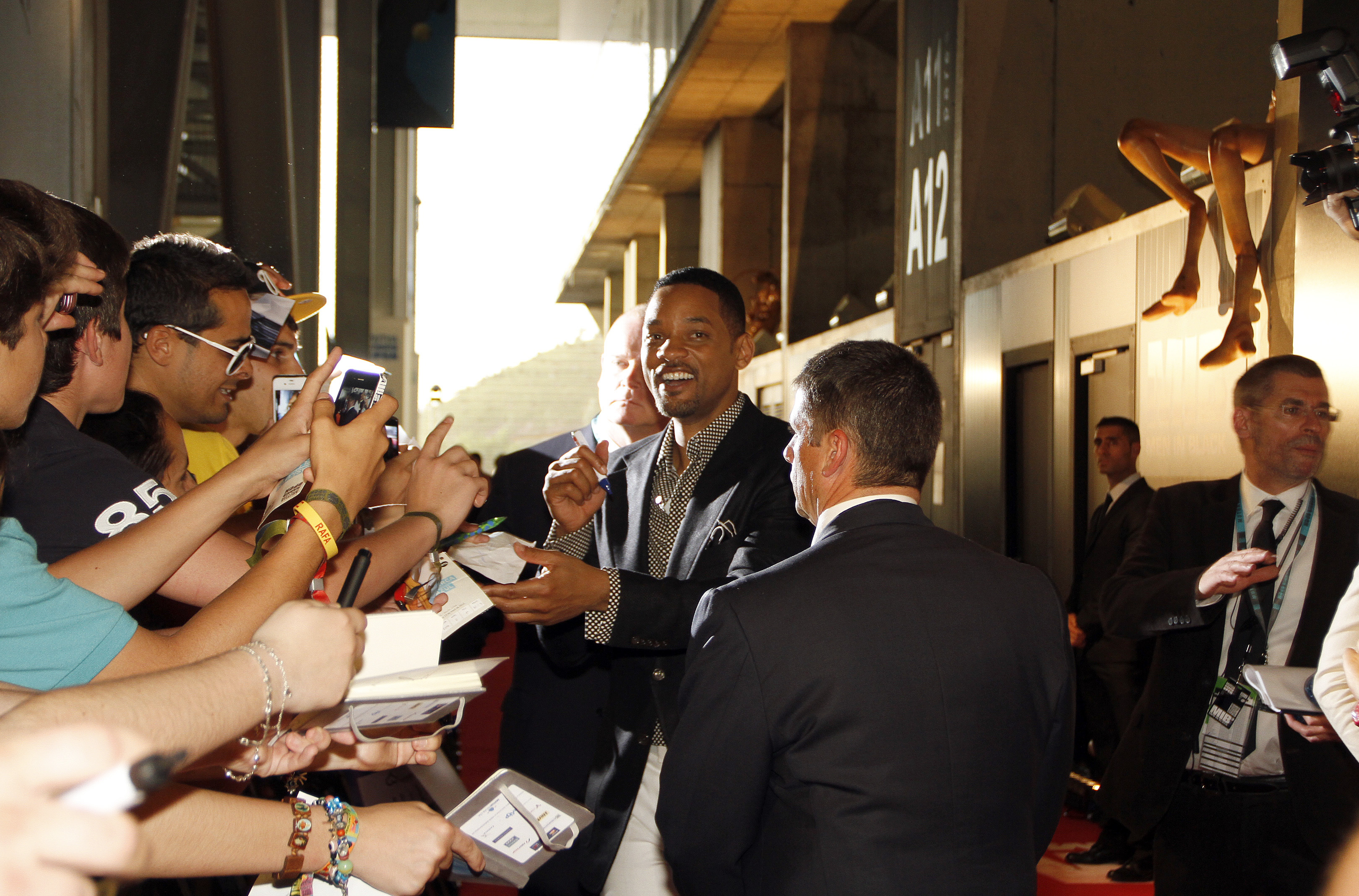 Фото - Люди в черном 3: 3240x2136 / 2321.35 Кб