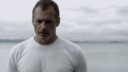 Фото - Dead Season: 450x253 / 13 Кб