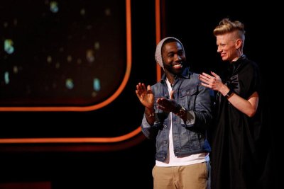 Фото - Звезды мира моды: 400x267 / 16 Кб