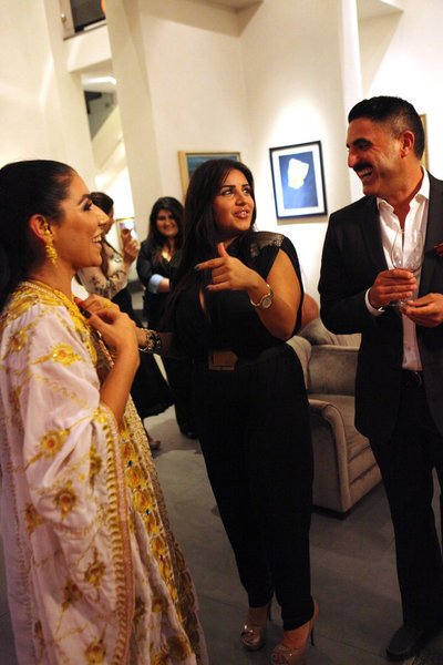 Фото - Shahs of Sunset: 400x600 / 46 Кб