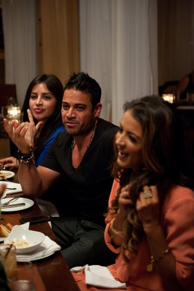 Фото - Shahs of Sunset: 399x600 / 38 Кб