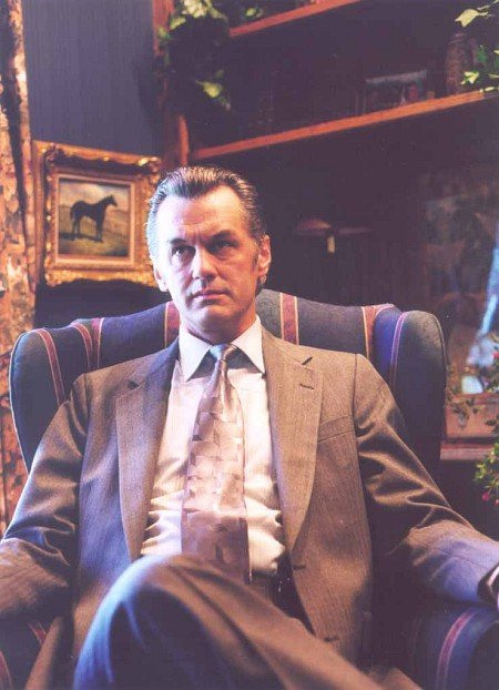 Фото - Figure in the Forest: 450x622 / 58 Кб