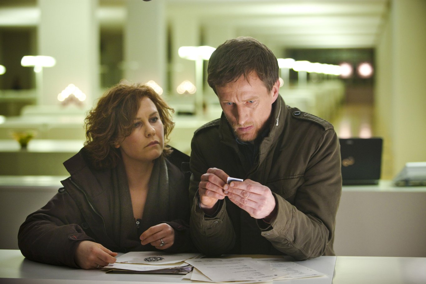 Фото - Гипнотизер: 1365x910 / 136 Кб