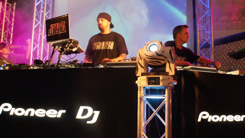 Фото - The Playlist: 809x455 / 70 Кб