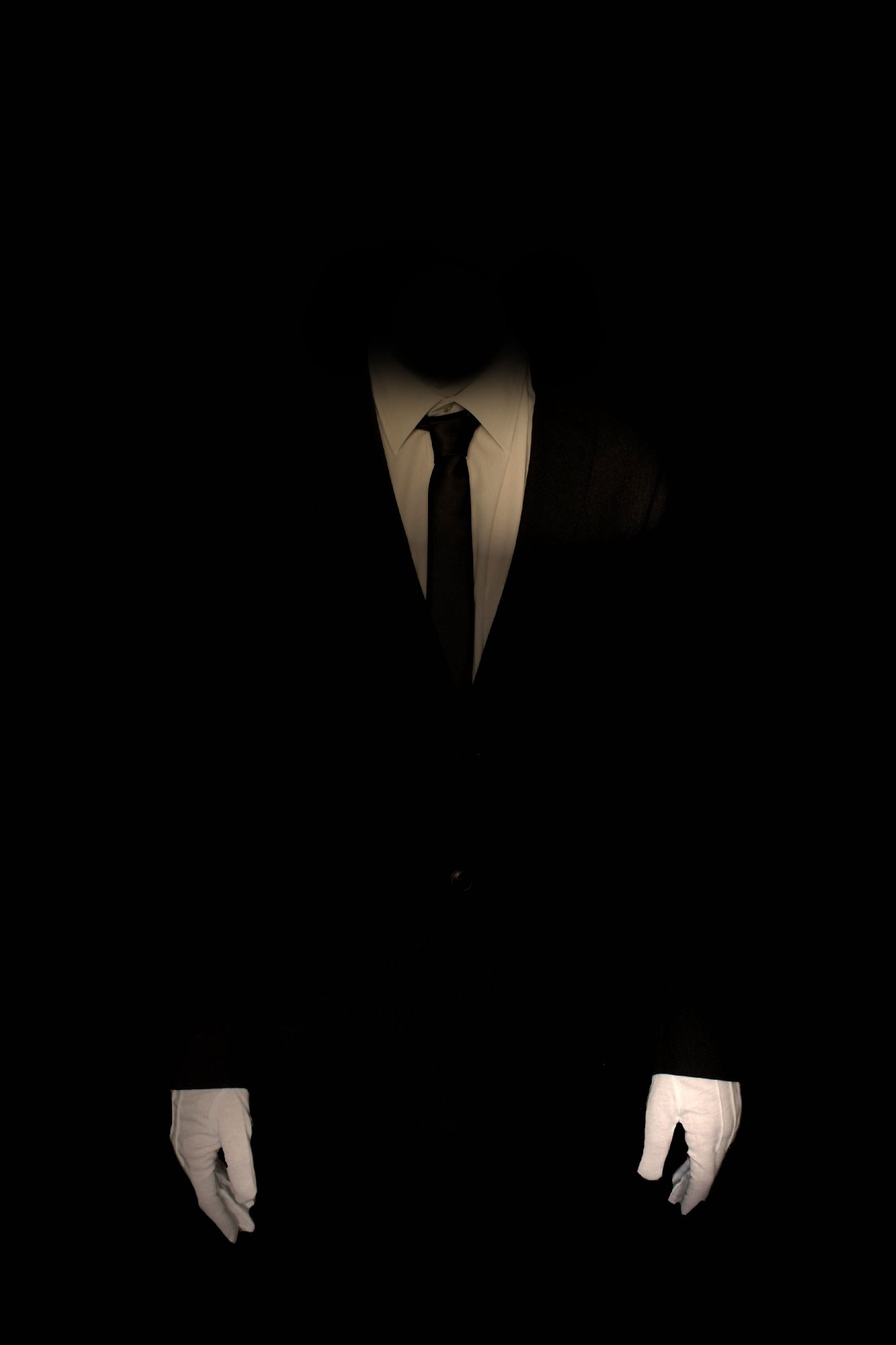 Фото - Behind Elsewhere: 1365x2048 / 42 Кб