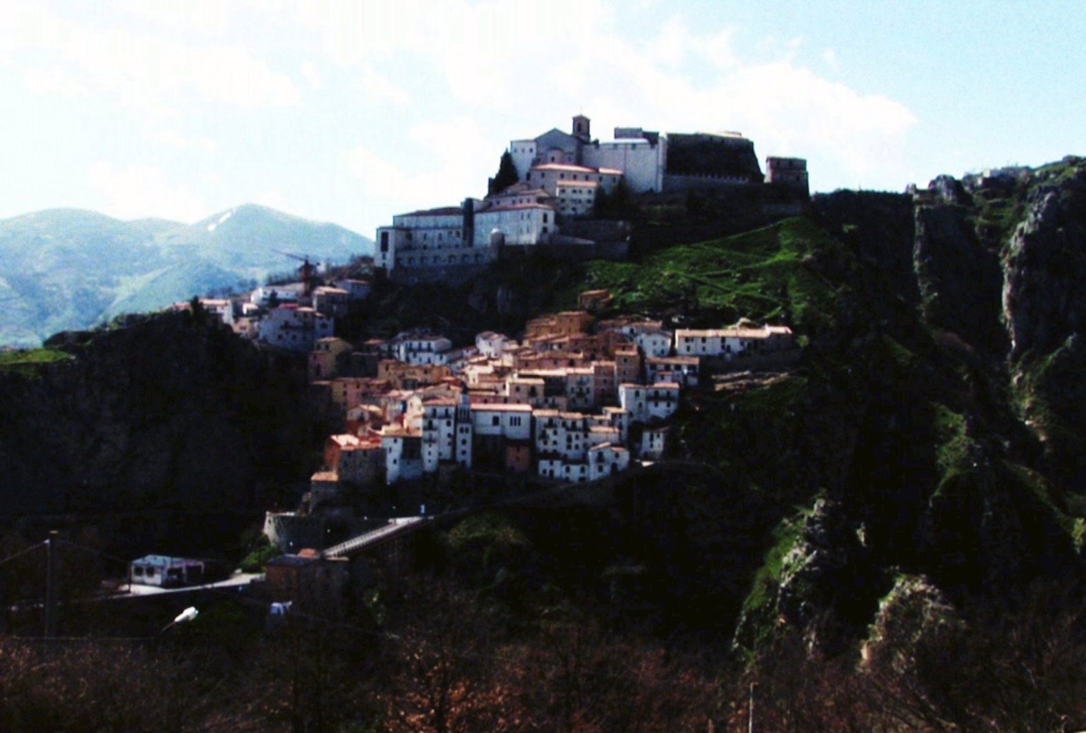 Фото - Immigrant Son: The Story of John D. Mezzogiorno: 1575x1063 / 192 Кб