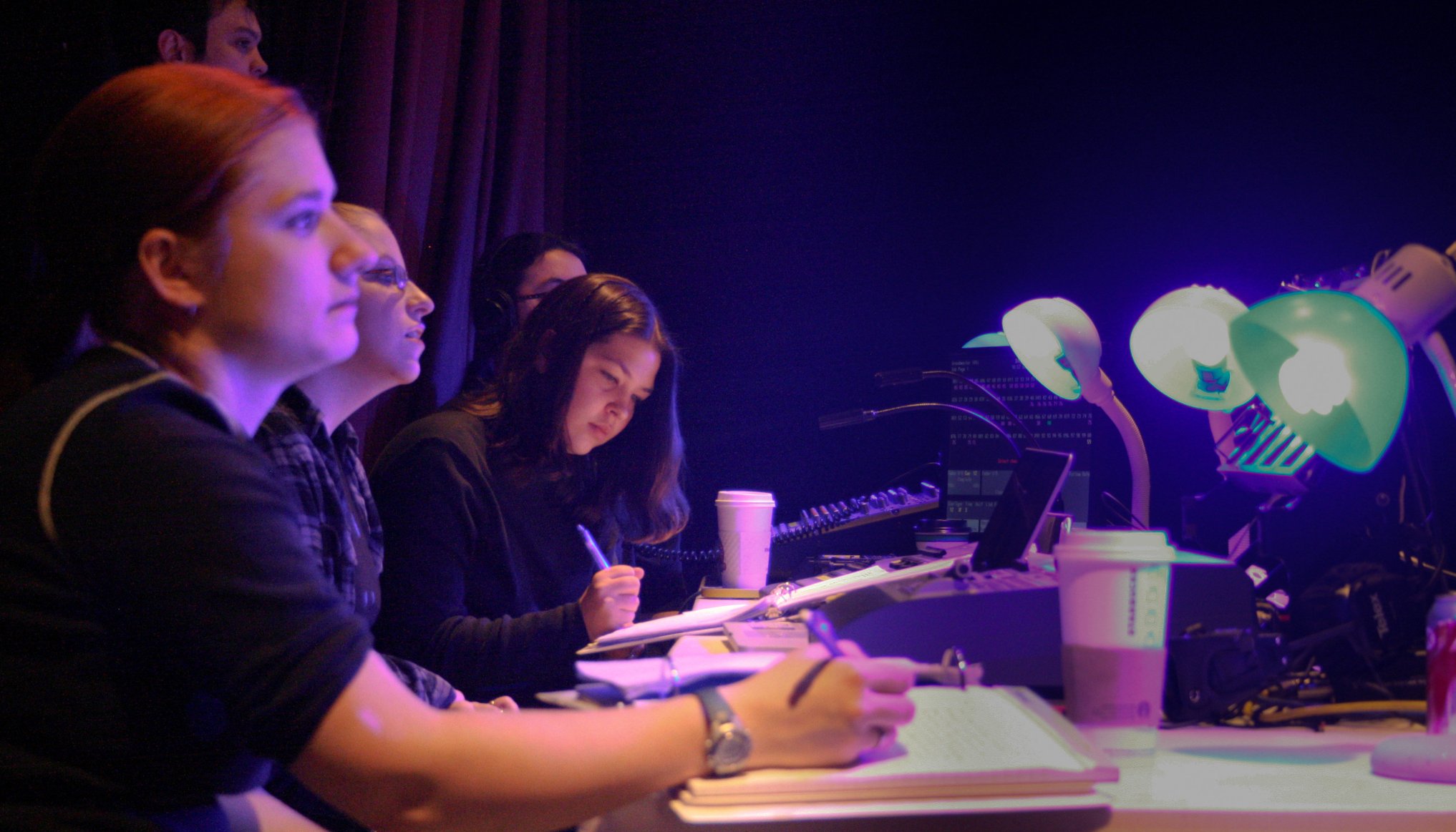 Фото - The Messenger: 2034x1163 / 269 Кб