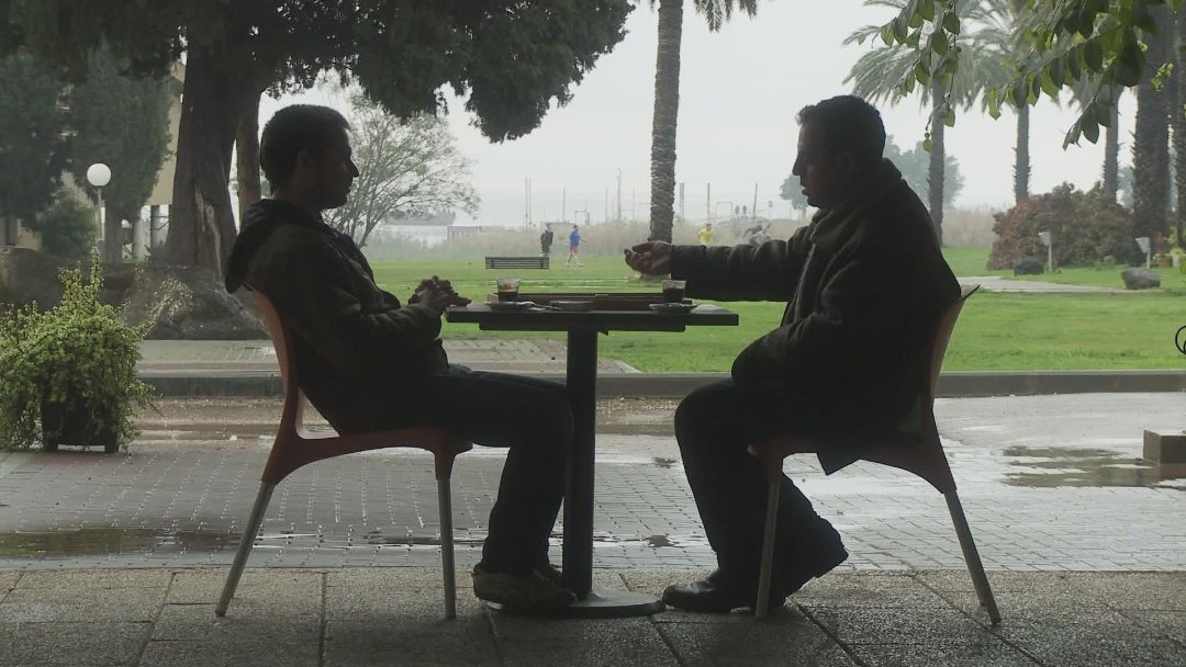 Фото - The Optimist and the Buddhist: 1080x608 / 128 Кб