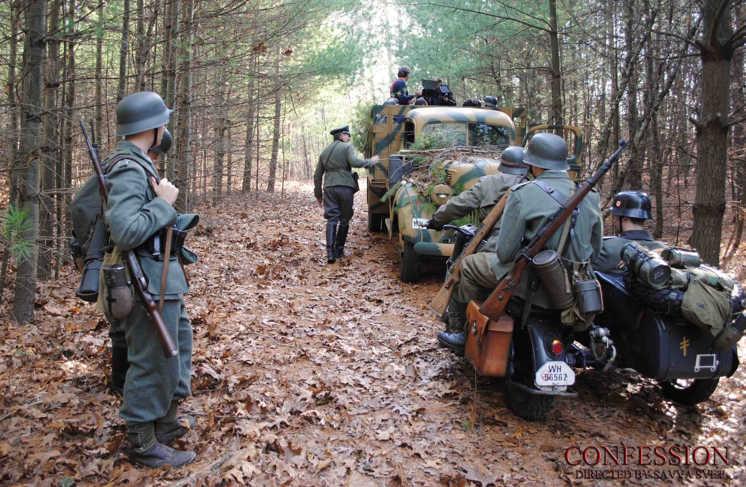 Фото - Confession: 2391x1563 / 994 Кб