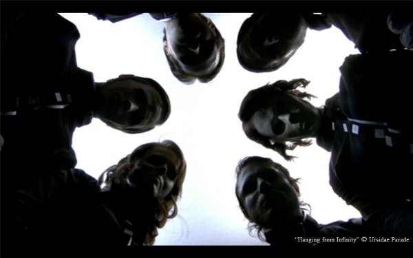 Фото - Hanging from Infinity: 600x375 / 27 Кб