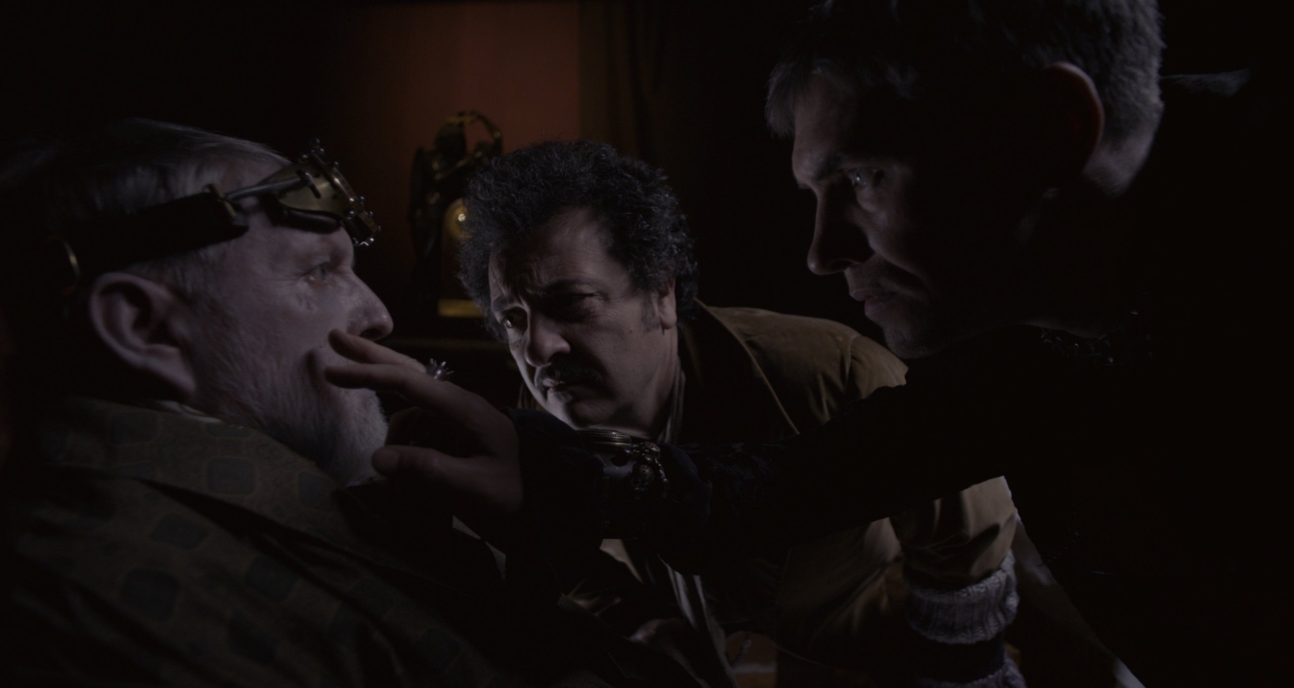 Фото - Uncommonly Long Instance: 2557x1359 / 169 Кб