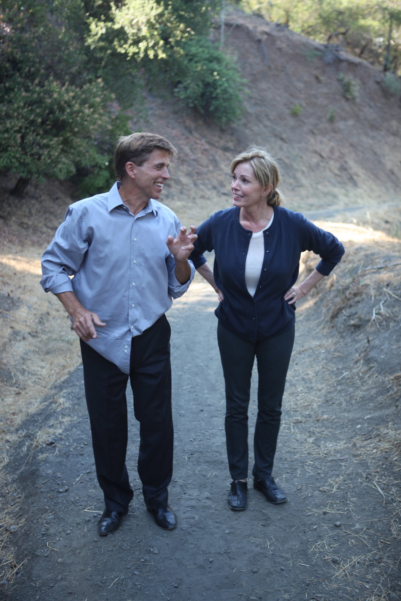 Фото - Invasion of the Money Snatchers: 1365x2048 / 395 Кб