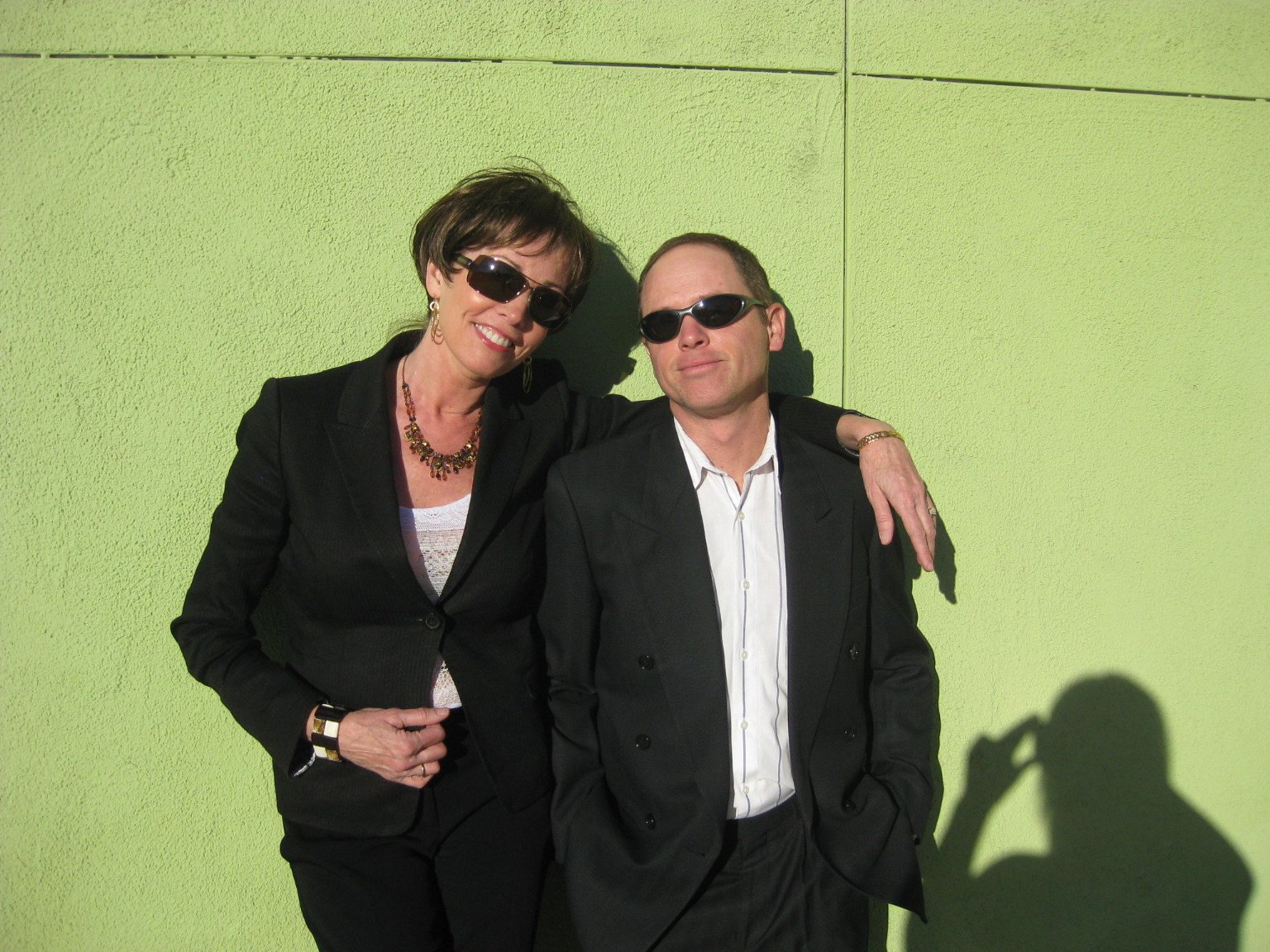 Фото - Invasion of the Money Snatchers: 1536x1152 / 367 Кб