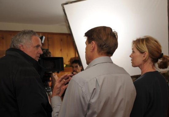 Фото - Invasion of the Money Snatchers: 550x383 / 27 Кб