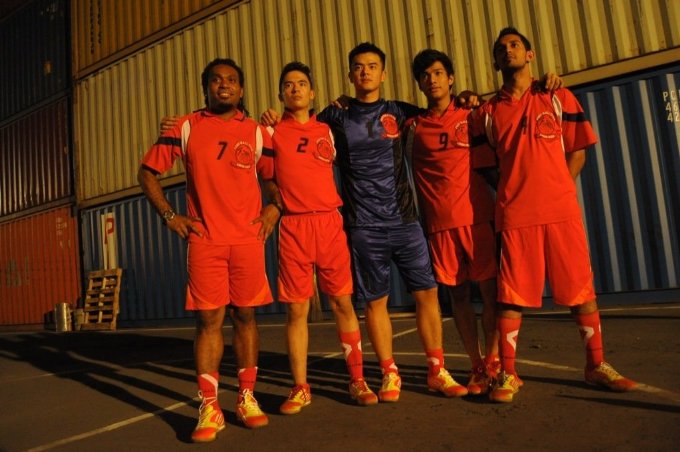 Фото - Hattrick: 680x452 / 65 Кб