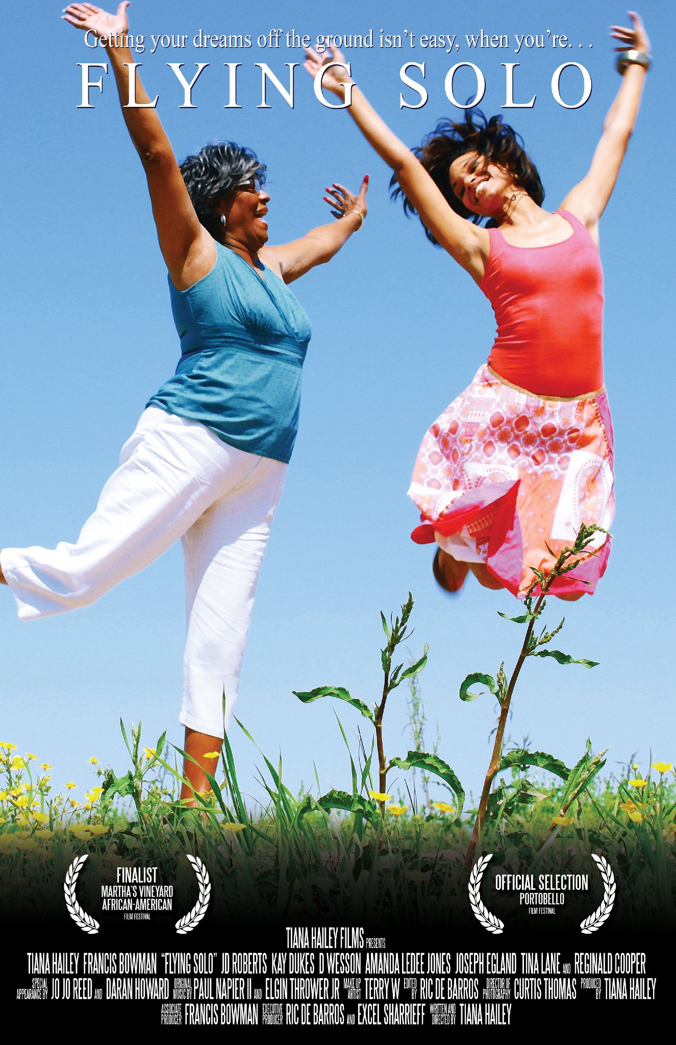 Фото - Flying Solo: 1325x2048 / 479 Кб