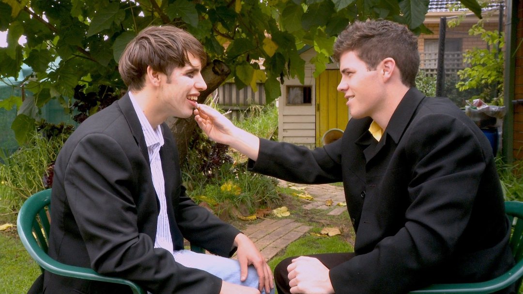 Фото - : 1080x608 / 136 Кб