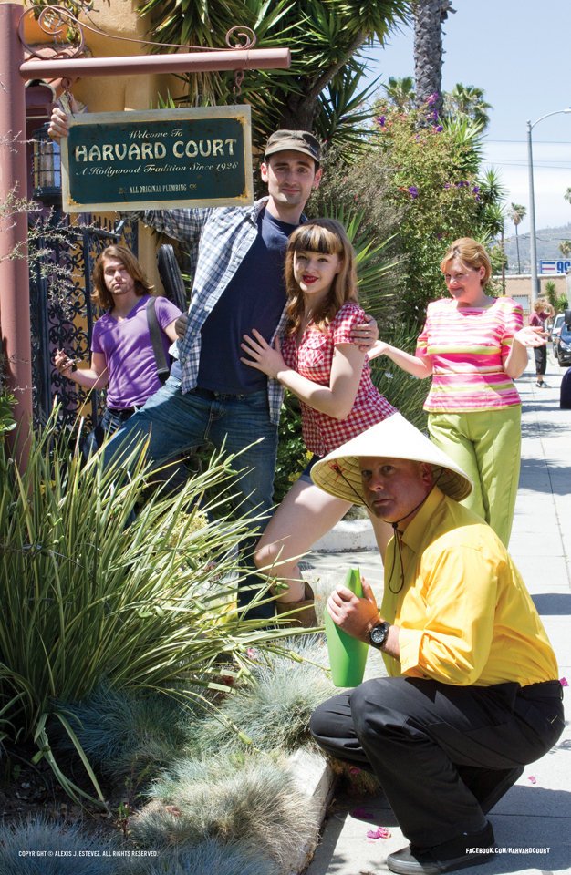 Фото - Harvard Court: 626x960 / 192 Кб