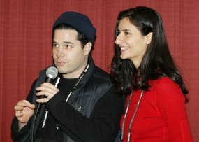 Фото - Рожденные в борделях: 285x203 / 14 Кб