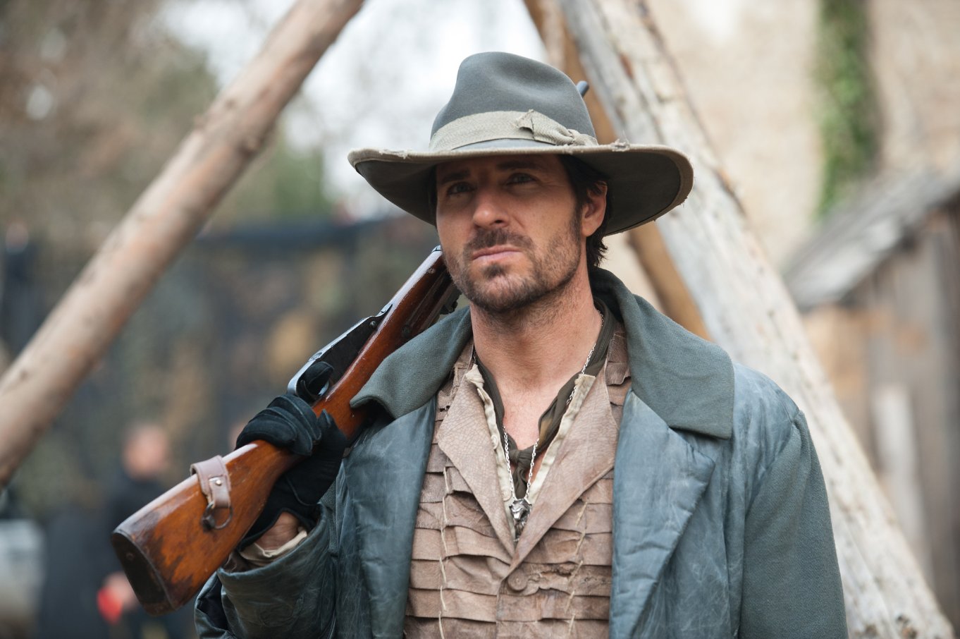 Фото - Werewolf: The Beast Among Us: 1362x906 / 152 Кб