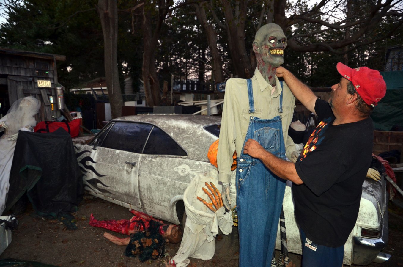 Фото - The American Scream: 1356x898 / 227 Кб