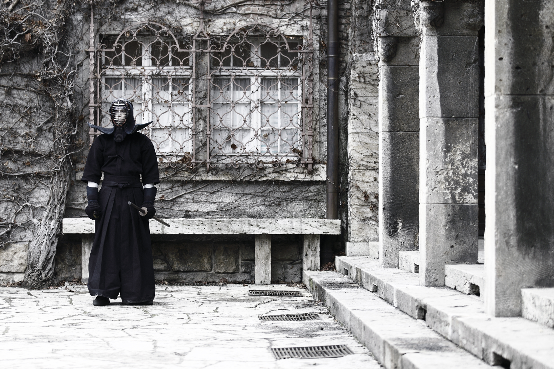 Фото - Вторжение: 1772x1181 / 1652.79 Кб