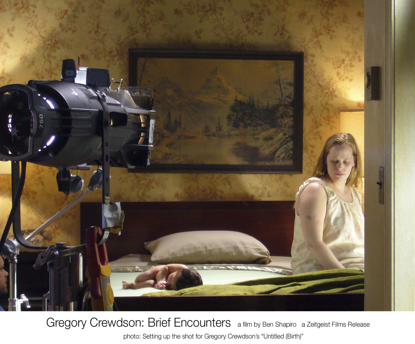 Фото - Gregory Crewdson: Brief Encounters: 1698x1408 / 339 Кб