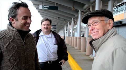 Фото - Raffle Tucker: 480x270 / 33 Кб