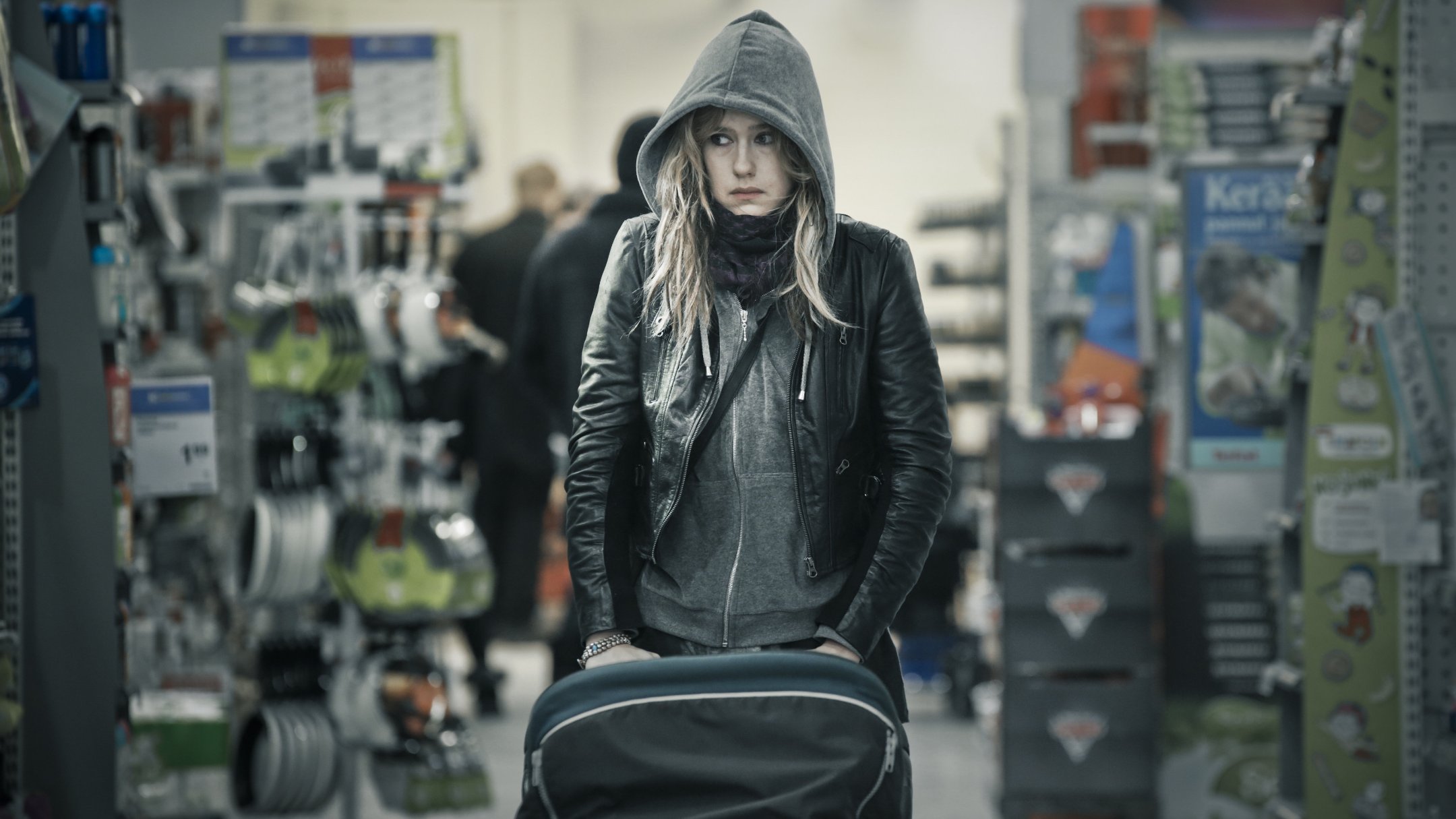 Фото - : 2160x1215 / 256 Кб