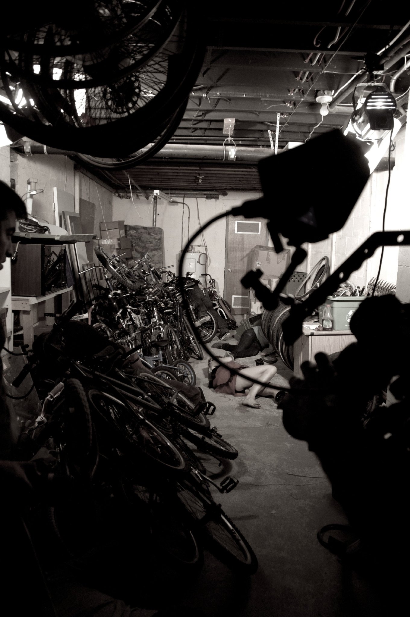 Фото - Furieuse: 1360x2048 / 359 Кб