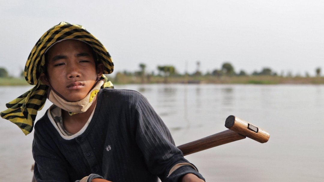 Фото - Река, текущая вспять: 1080x608 / 66 Кб