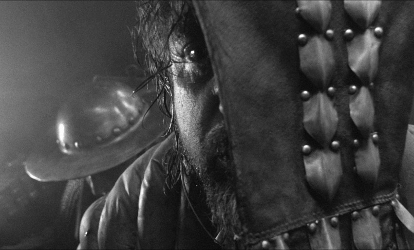 Фото - Трудно быть богом: 850x514 / 106.72 Кб