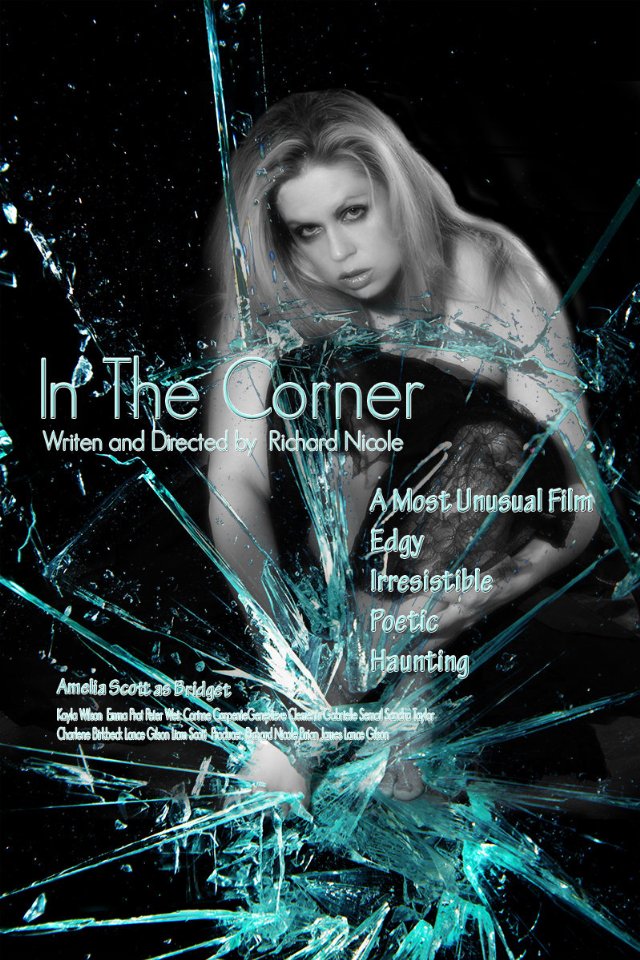 Фото - In the Corner: 640x960 / 163 Кб