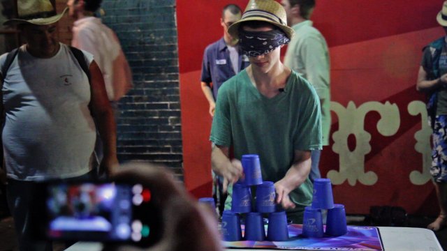 Фото - Stacker: 640x360 / 43 Кб