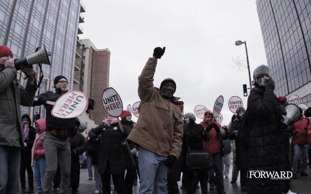 Фото - : 640x400 / 54 Кб