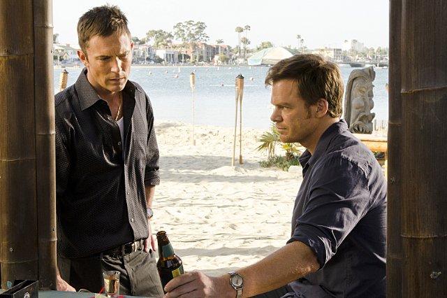 Фото - : 640x426 / 64 Кб