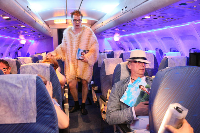 Фото - Легок на помине: 700x467 / 162.08 Кб