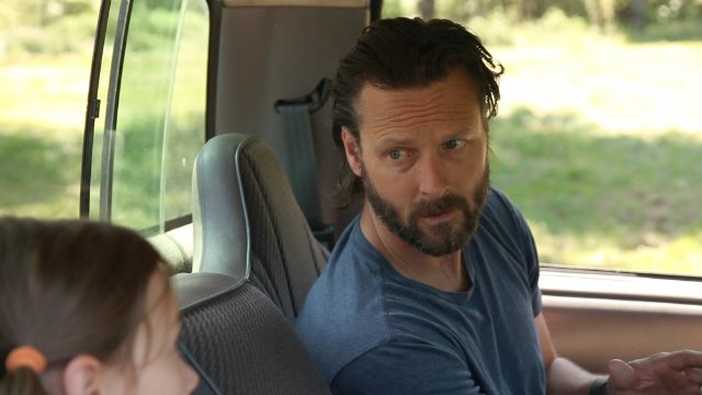 Фото - : 640x360 / 35 Кб