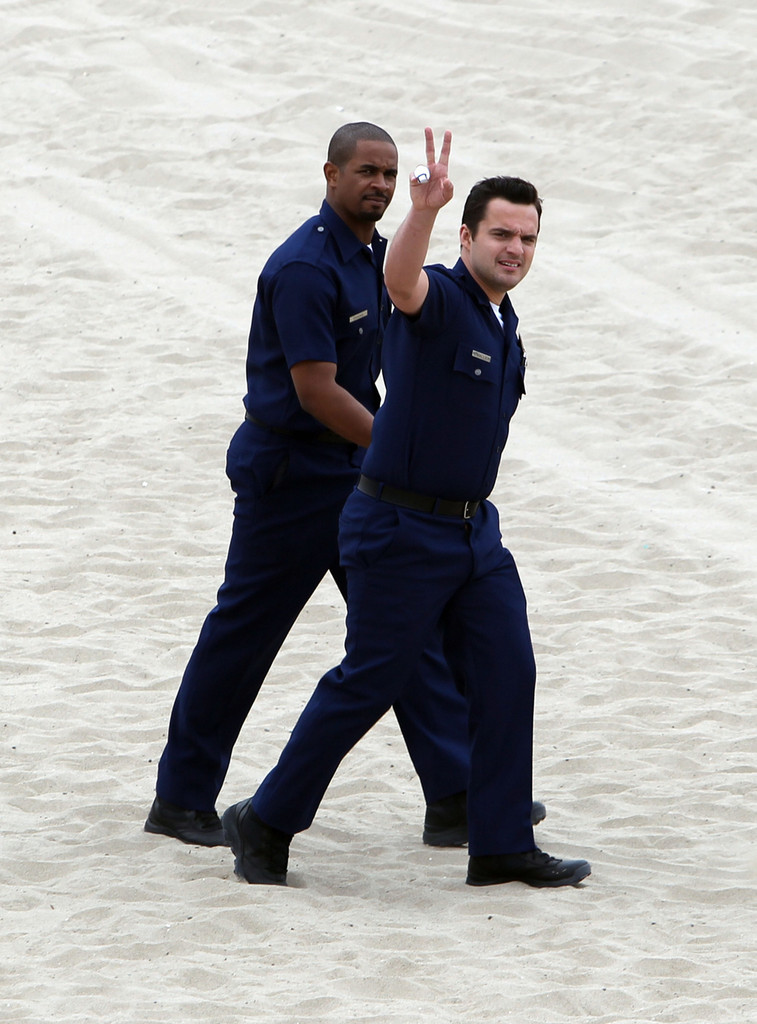 Фото - Типа копы: 757x1024 / 180.11 Кб