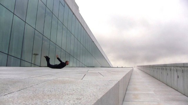 Фото - Принятые за незнакомцев: 640x360 / 33 Кб