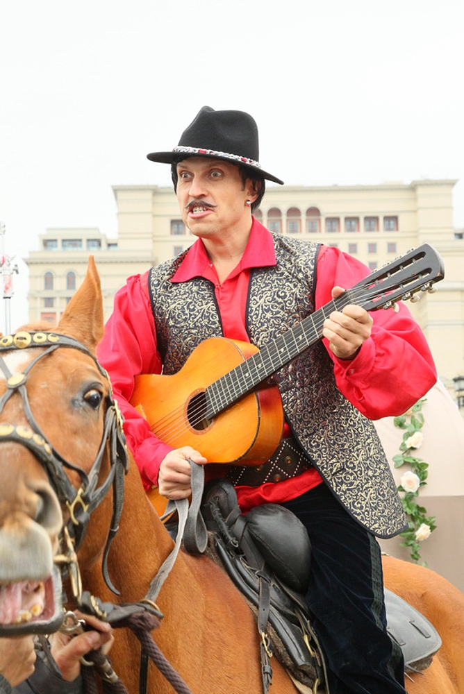 Фото - Смешанные чувства: 668x1000 / 450.87 Кб