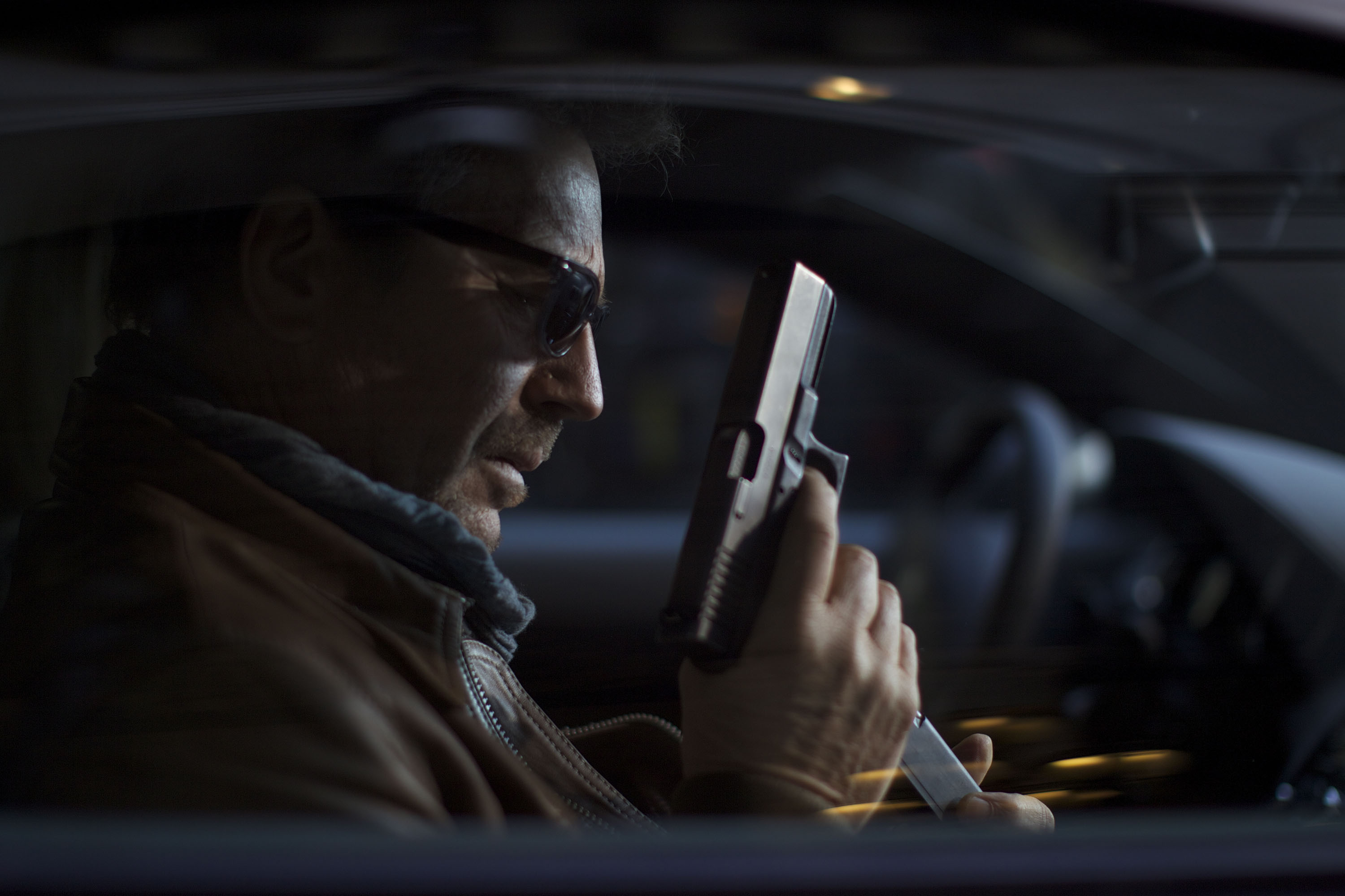 Фото - Три дня на убийство: 3000x2000 / 420.59 Кб