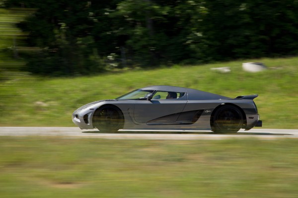 Фото - Need for Speed: Жажда скорости: 600x400 / 47.42 Кб