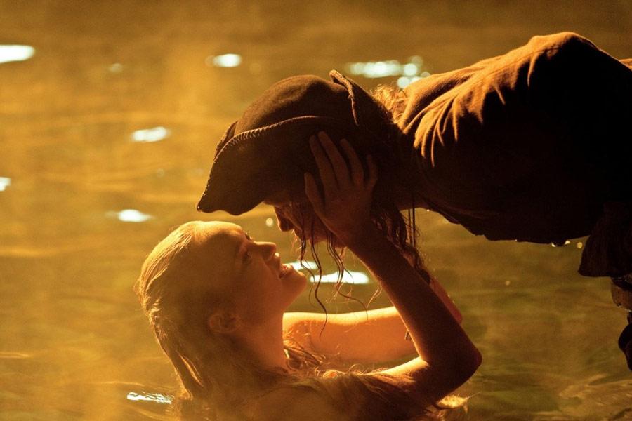 Фото - Пираты Карибского моря: На странных берегах: 900x600 / 56.24 Кб