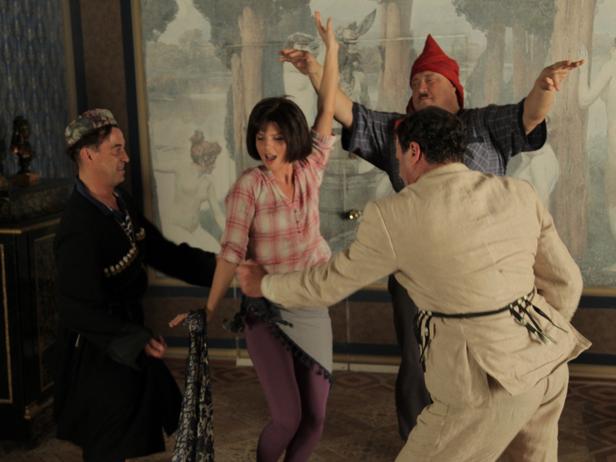 Фото - Кавказская пленница!: 1200x900 / 443.5 Кб