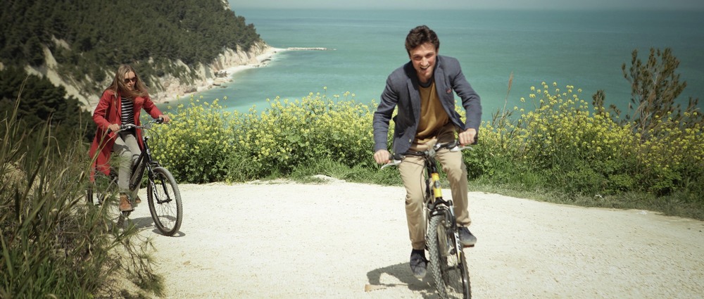 Фото - Инородное тело: 1000x425 / 232.35 Кб