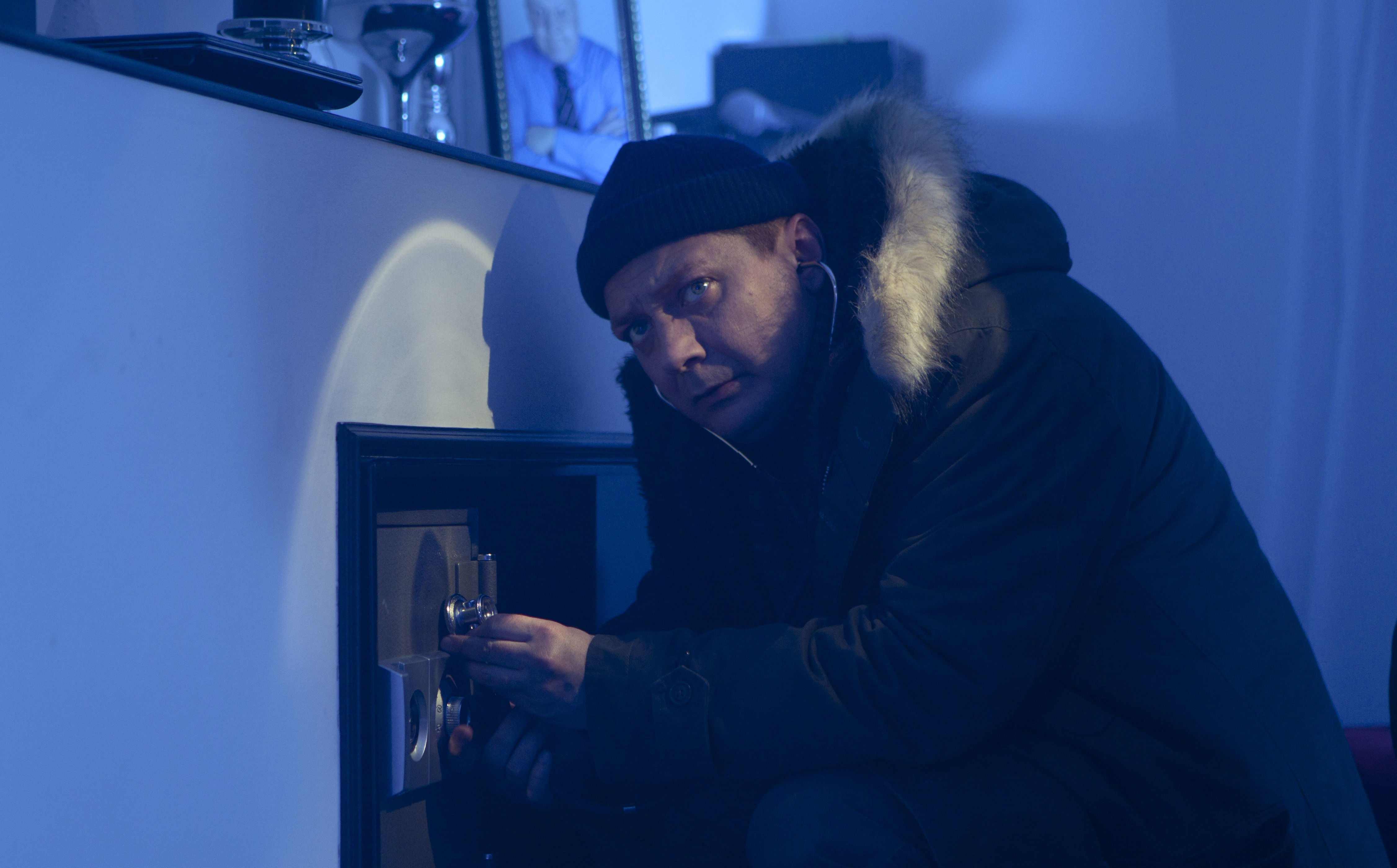 Фото - Елки лохматые: 4506x2799 / 2368.77 Кб