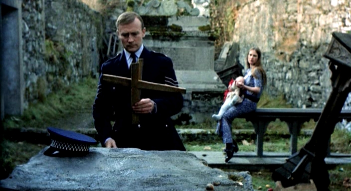 Фото - Плетеный человек: 704x384 / 196.18 Кб