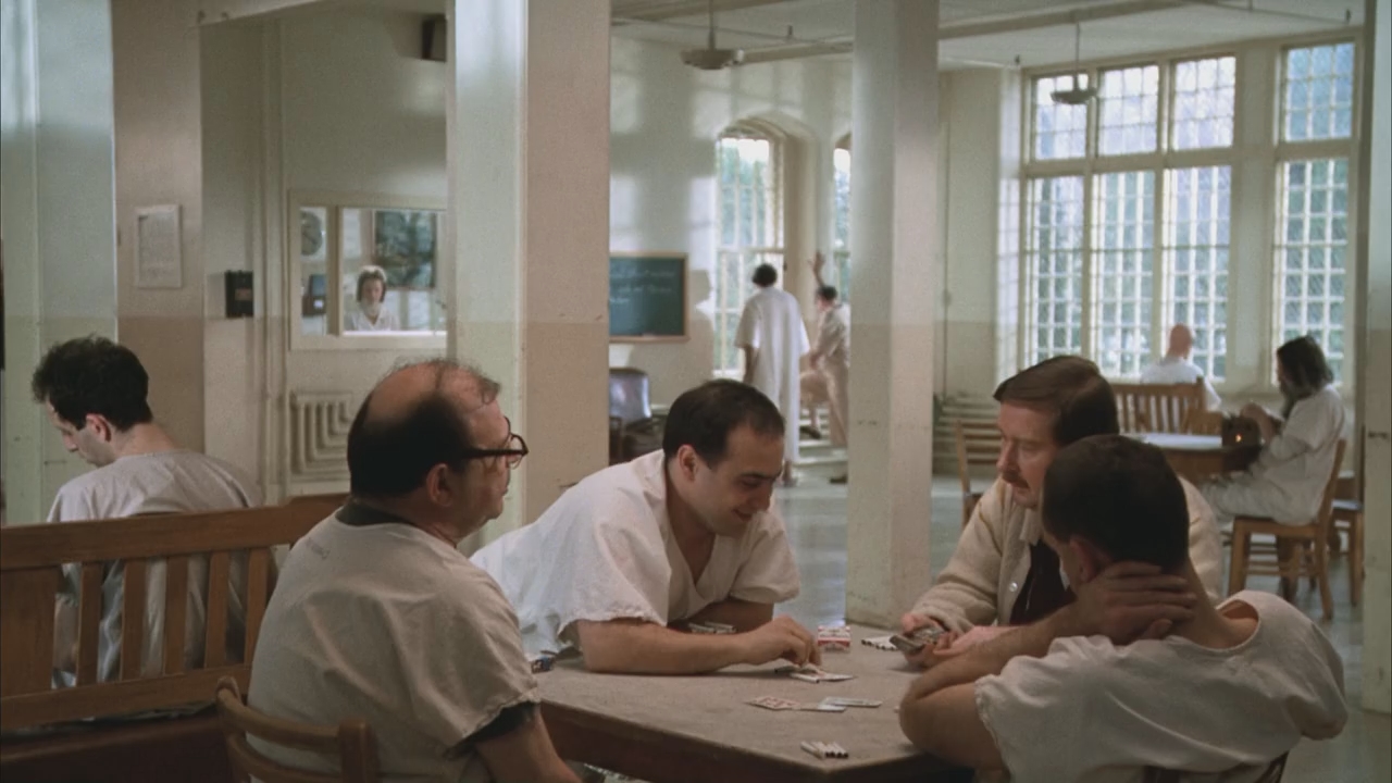 Фото - Пролетая над гнездом кукушки: 1280x720 / 386.53 Кб