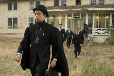 Фото - Алиса в стране чудес: 400x267 / 29 Кб